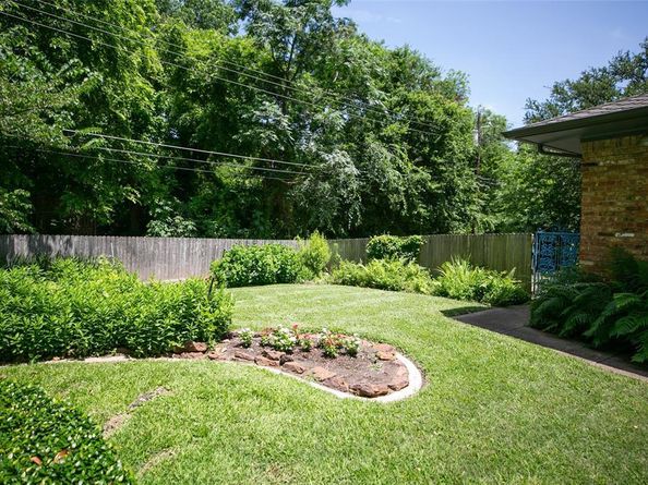 10210 E Lake Highlands  , Dallas Texas 75218