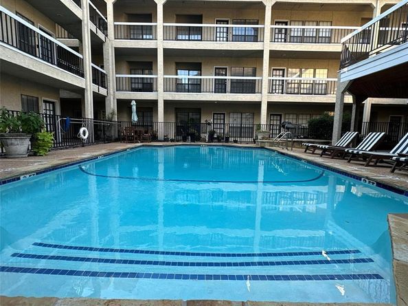 4800 W Lovers Lane  212, Dallas Texas 75209