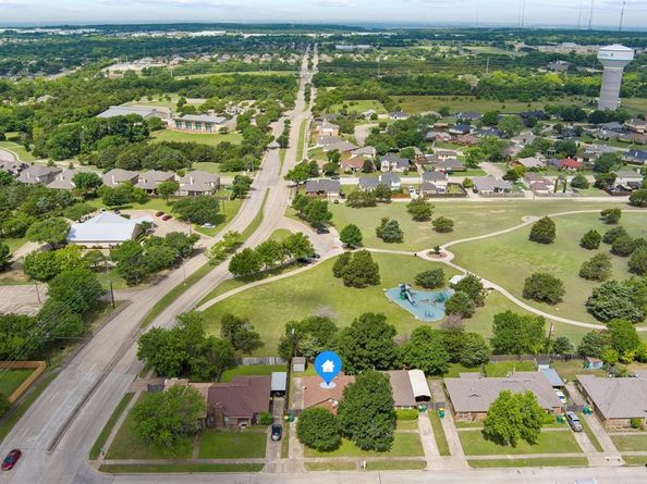 734  Lemons Street , Cedar Hill Texas 75104