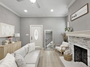 3708  Colonial Avenue , Dallas Texas 75215