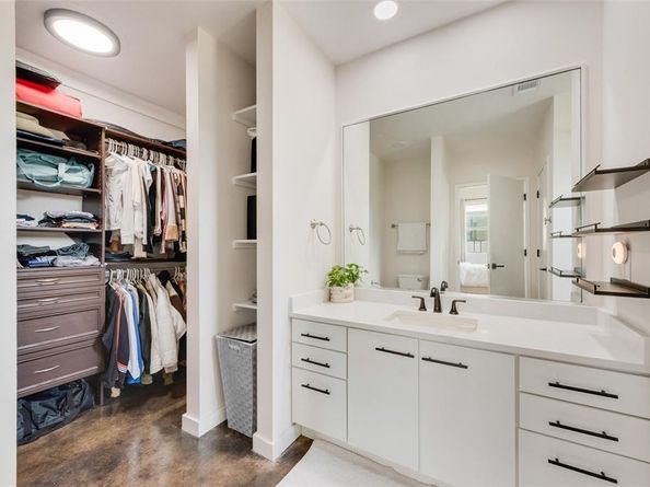 3025  Bryan Street  1F, Dallas Texas 75204