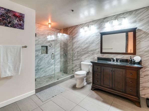 1122  Jackson Street  220, Dallas Texas 75202