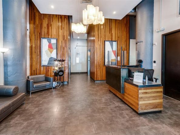 1122  Jackson Street  220, Dallas Texas 75202