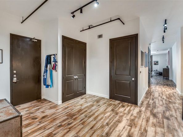 1122  Jackson Street  220, Dallas Texas 75202