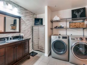 1122  Jackson Street  220, Dallas Texas 75202