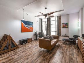 1122  Jackson Street  220, Dallas Texas 75202