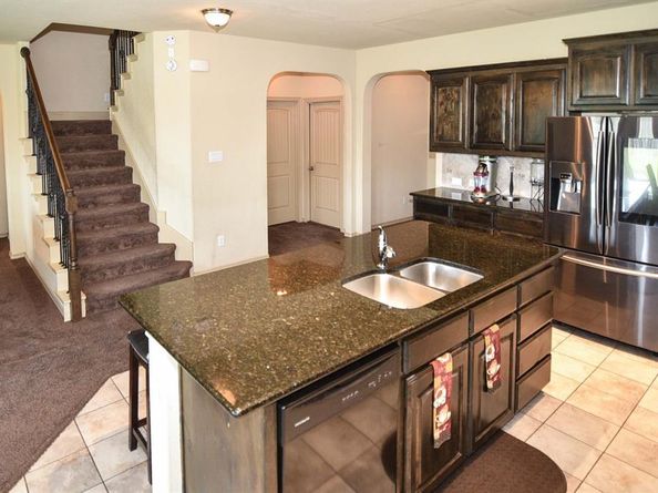 1077  Meadow Scape Drive , Fort Worth Texas 76028