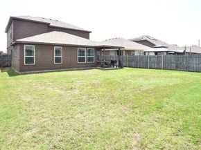 1077  Meadow Scape Drive , Fort Worth Texas 76028