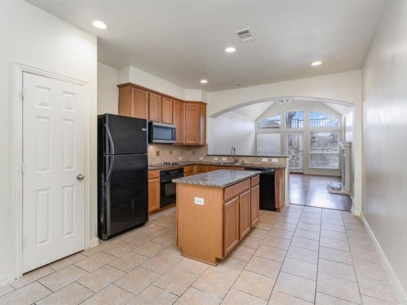 7108  Sugarplum Drive , Plano Texas 75074