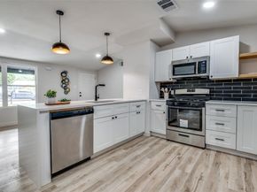 122  Wallace Drive , Garland Texas 75041