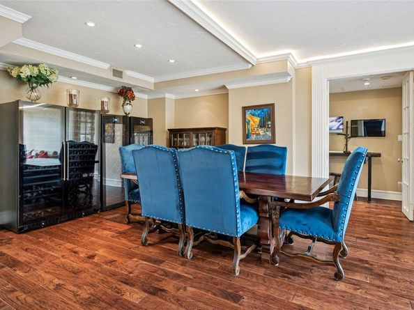 5200  Keller Springs Road  330, Dallas Texas 75248