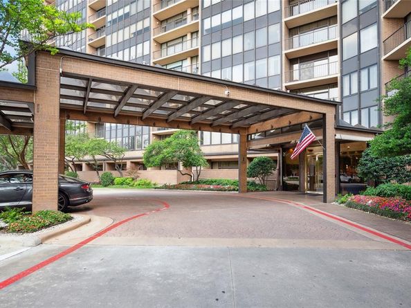 5200  Keller Springs Road  330, Dallas Texas 75248
