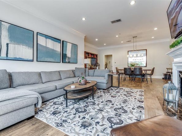 3303  Blackburn Street  308, Dallas Texas 75204