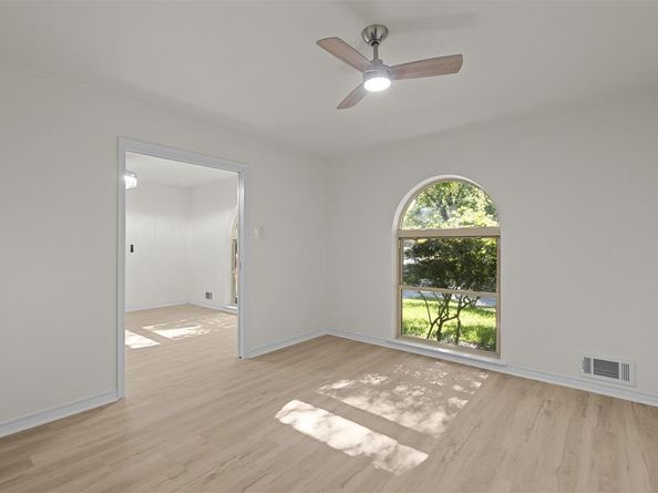 13123  Roaring Springs Lane , Dallas Texas 75240