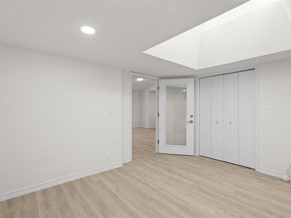 13123  Roaring Springs Lane , Dallas Texas 75240