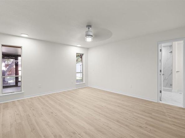 13123  Roaring Springs Lane , Dallas Texas 75240