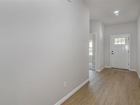 2513  Birdell Court , Fort Worth Texas 76105
