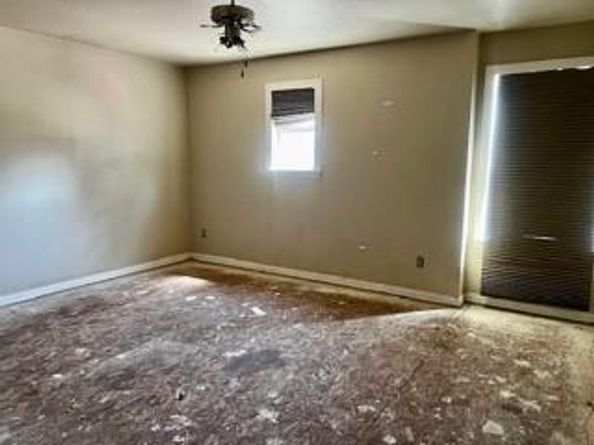 3721  Avenue K  , Fort Worth Texas 76105