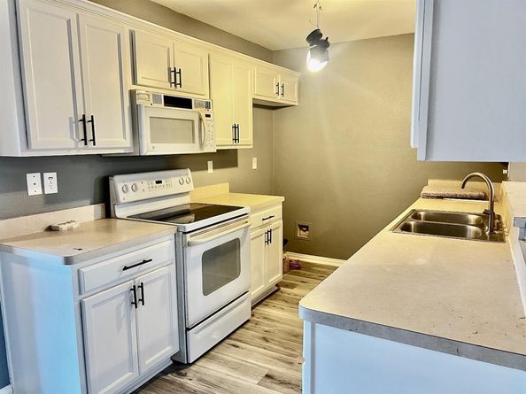 3721  Avenue K  , Fort Worth Texas 76105