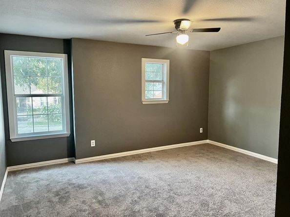 3721  Avenue K  , Fort Worth Texas 76105