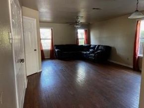3721  Avenue K  , Fort Worth Texas 76105