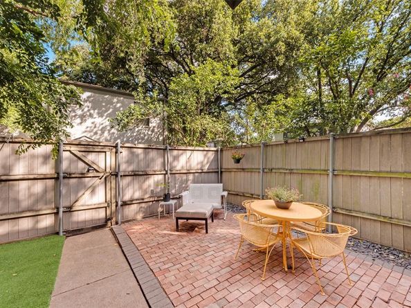 4930 N Hall Street  B, Dallas Texas 75235