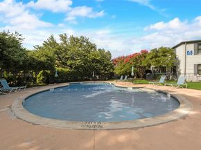 4930 N Hall Street  B, Dallas Texas 75235
