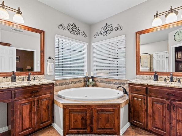 1018  Brook Arbor Drive , Mansfield Texas 76063