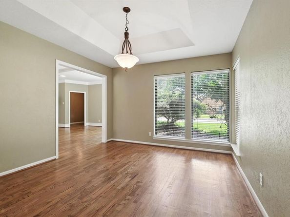 9901  Burnham Drive , Dallas Texas 75243