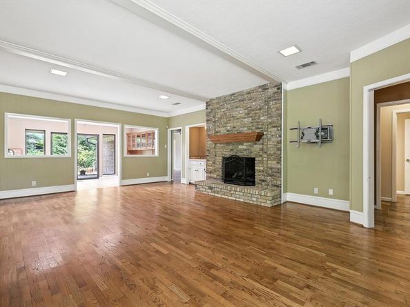 9901  Burnham Drive , Dallas Texas 75243