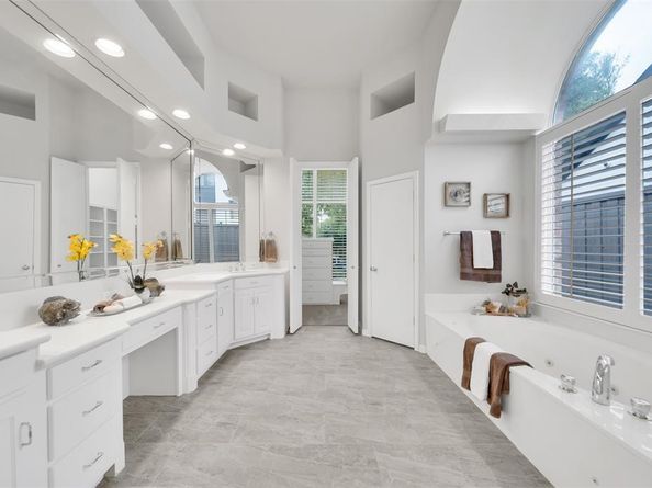 4924  Stony Ford Drive , Dallas Texas 75287