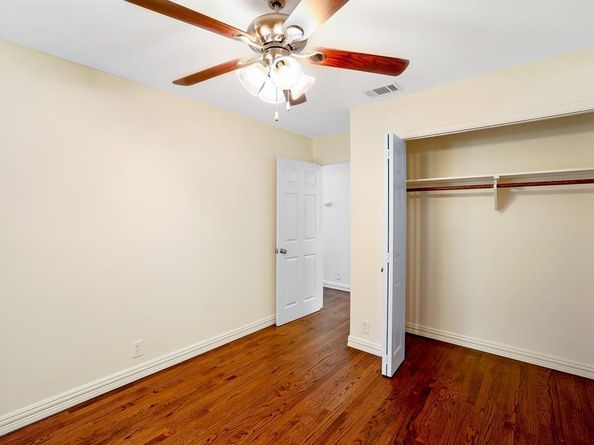 3227  Tower Trail , Dallas Texas 75229