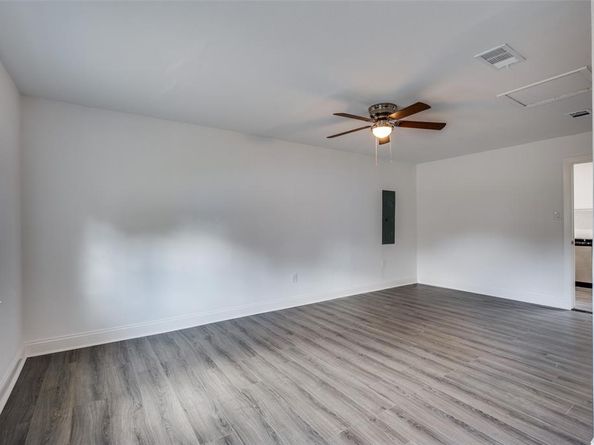 5561  Alter Drive , Fort Worth Texas 76119