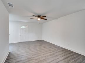 5561  Alter Drive , Fort Worth Texas 76119