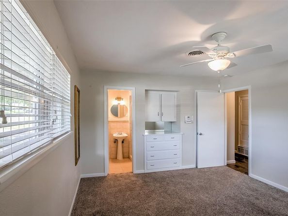 5613  Morley Avenue , Fort Worth Texas 76133
