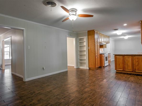 5613  Morley Avenue , Fort Worth Texas 76133