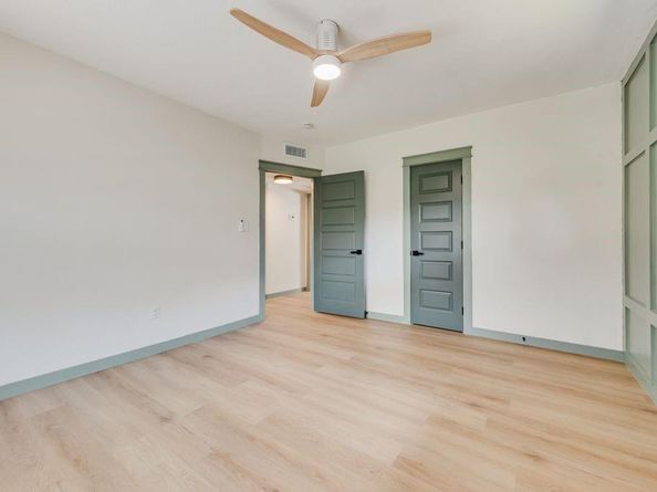 2131  Harrison Avenue , Fort Worth Texas 76110