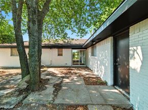 1411 E Kirnwood Drive , Dallas Texas 75232