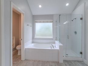 925  Clear Creek Drive , Mesquite Texas 75181