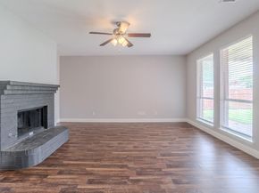 925  Clear Creek Drive , Mesquite Texas 75181