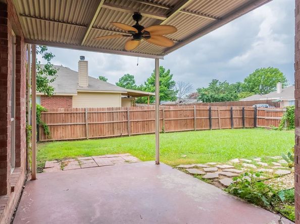 925  Clear Creek Drive , Mesquite Texas 75181