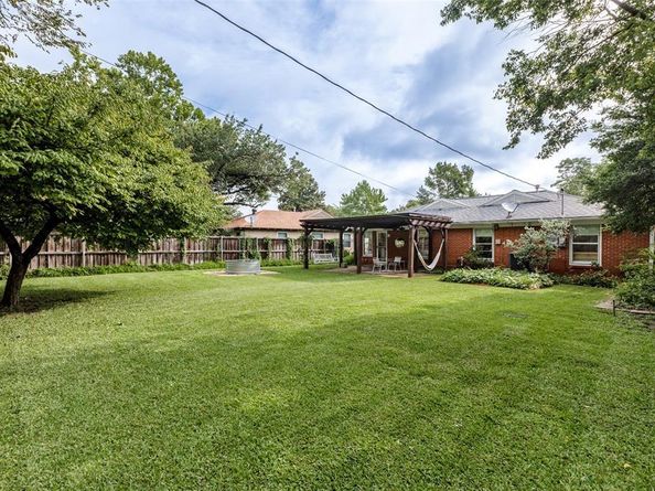 10161  Baronne Circle , Dallas Texas 75218