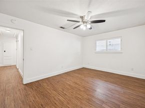 2529 W 12th Street , Dallas Texas 75211