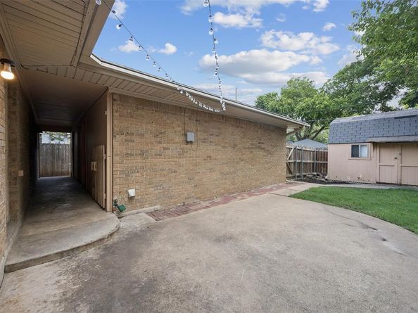 2529 W 12th Street , Dallas Texas 75211