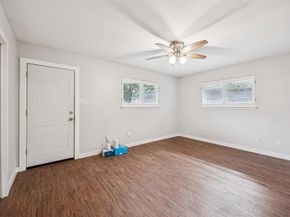 2529 W 12th Street , Dallas Texas 75211