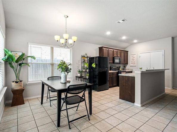 838 E Harvey Avenue , Fort Worth Texas 76104