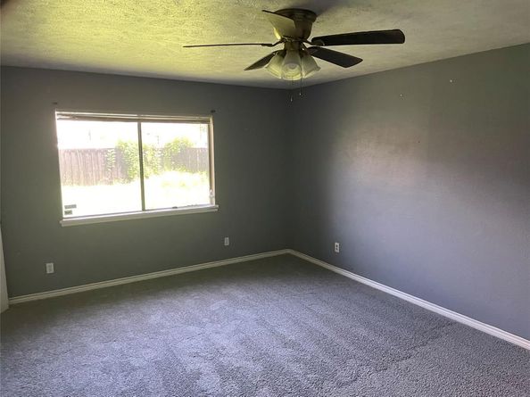 3801  Guthrie Road , Garland Texas 75043