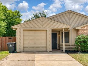 818  Edgemont Drive , Arlington Texas 76017