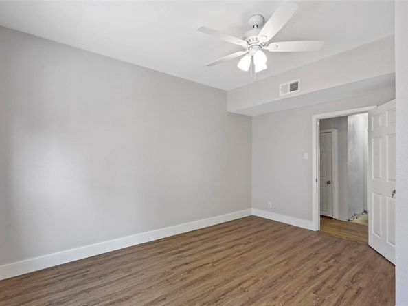 2563 S University Drive , Fort Worth Texas 76109