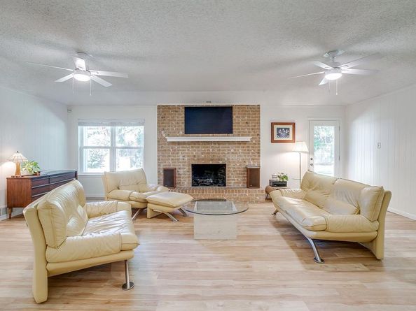 6404  San Juan Avenue , Fort Worth Texas 76133